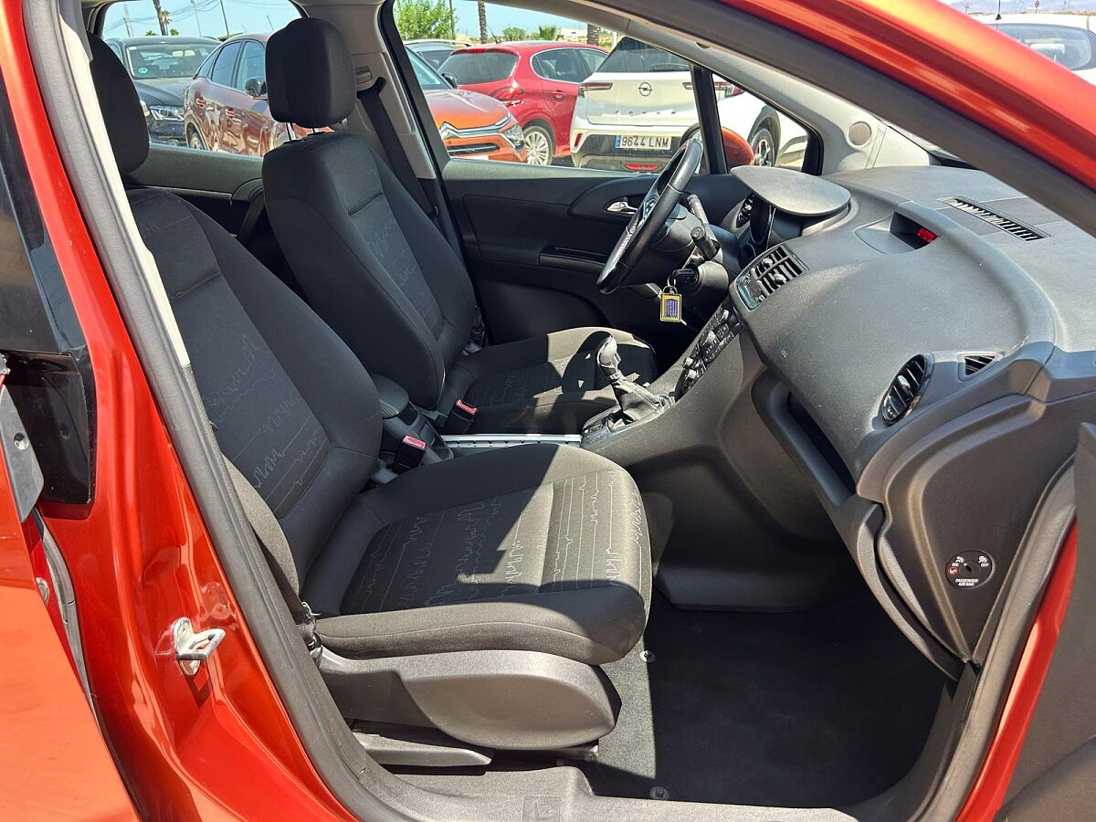 OPEL MERIVA EXCELLENCE 1.4 TURBO SPANISH LHD IN SPAIN 120000 MILES SUPERB 2012